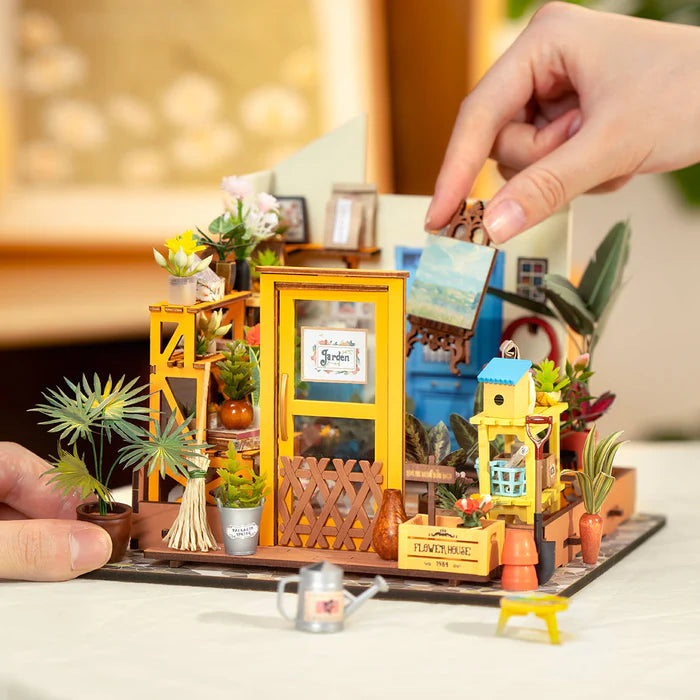 Cathy Flower House DIY Miniature House DG104