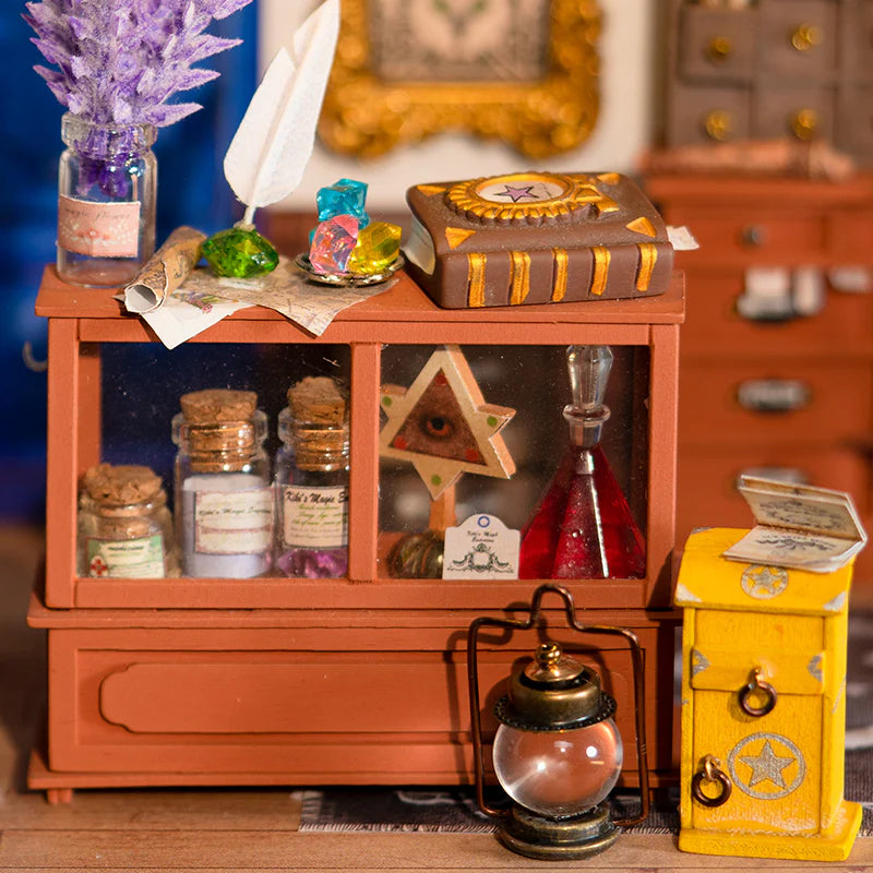 Kiki Magic Emporium DIY Miniature House DG155