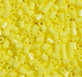 2,000 Mini Beads 2.6mm - Amarillo Pastel #10