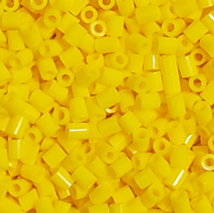 2,000 Mini Beads 2.6mm - Amarillo Claro #42