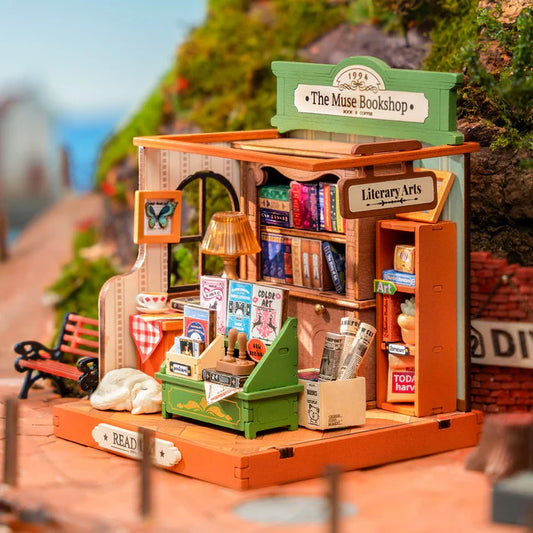 The Muse Bookshop DIY Miniature House DS040